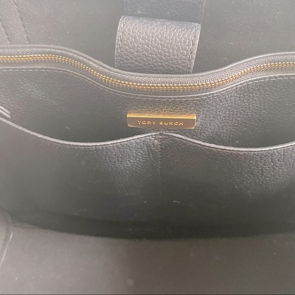 Tory Burch Carson Leather Tote - Picture 4 of 12